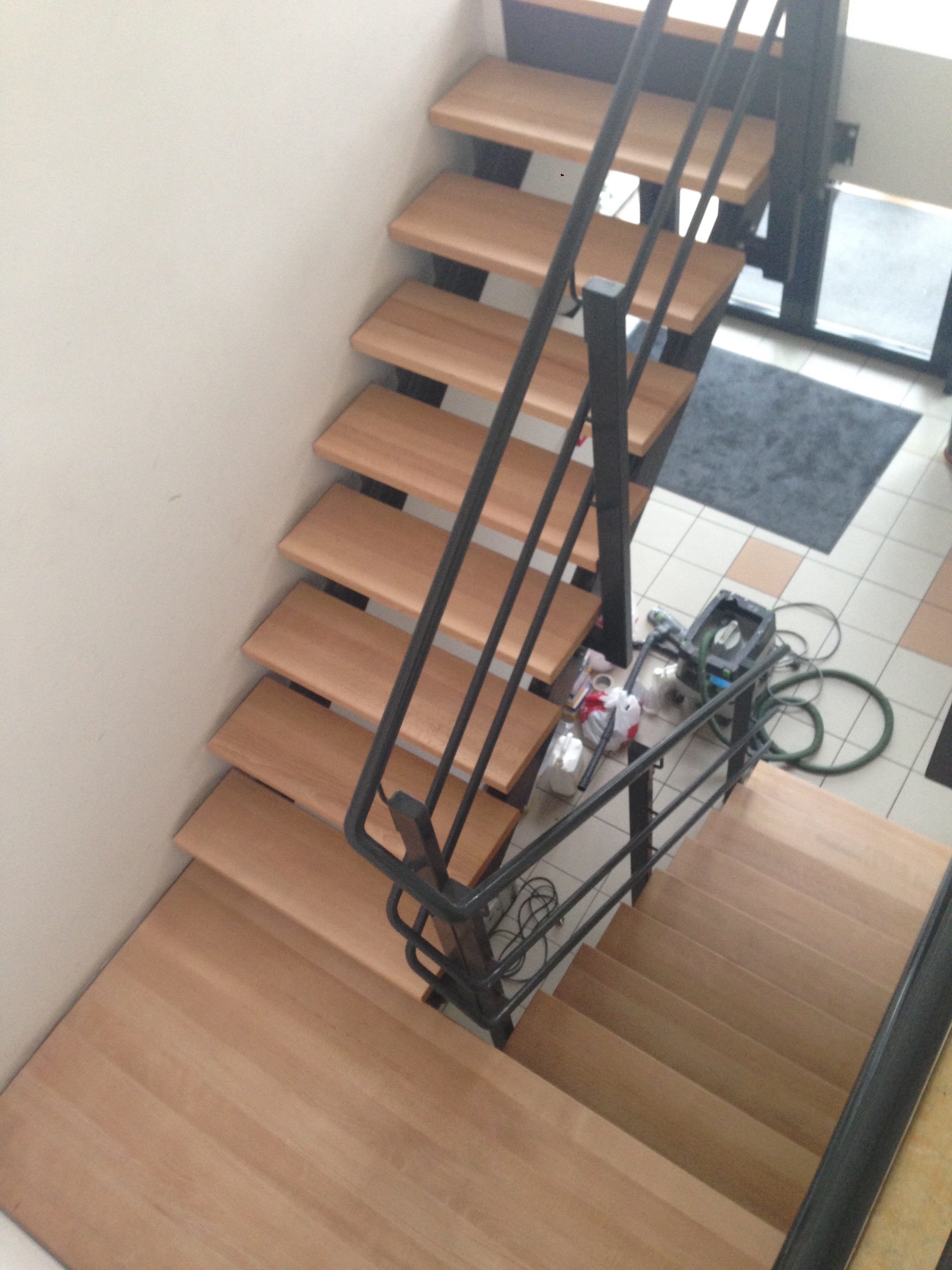 escalier vernis incolore ciaco pro-déco